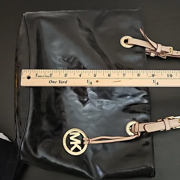 MICHAEL Michael Kors Jet Set Black Patent shoulder bag - Picture 9 of 14